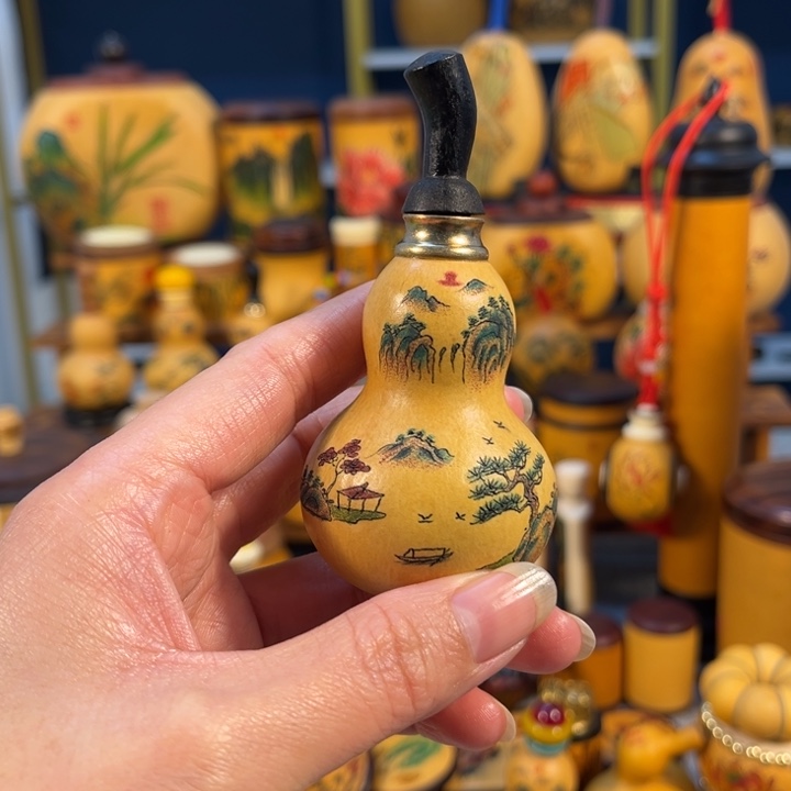 大叶紫檀（黑酸枝木类）