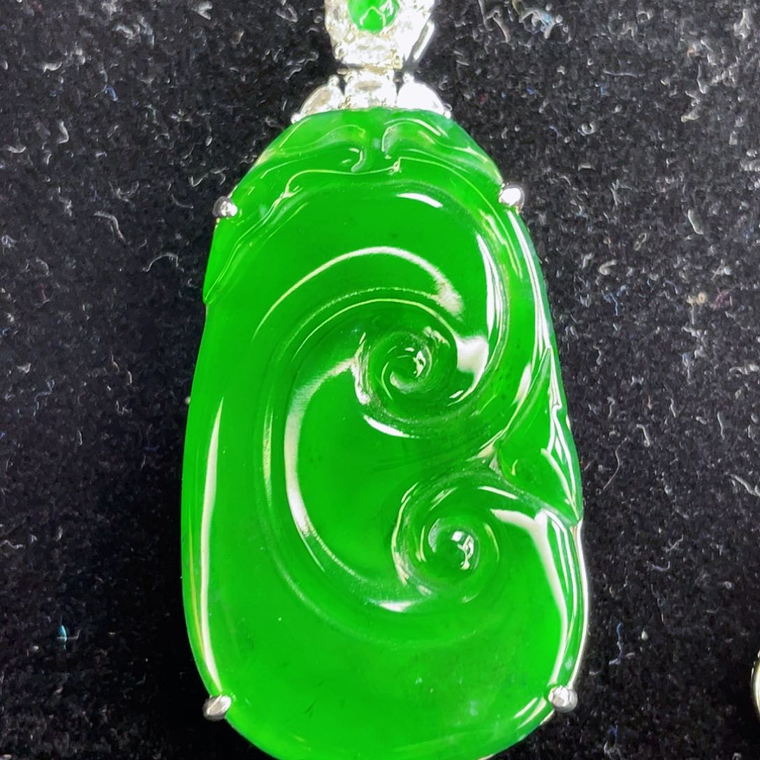 翡翠吊坠(不含链)未镶嵌