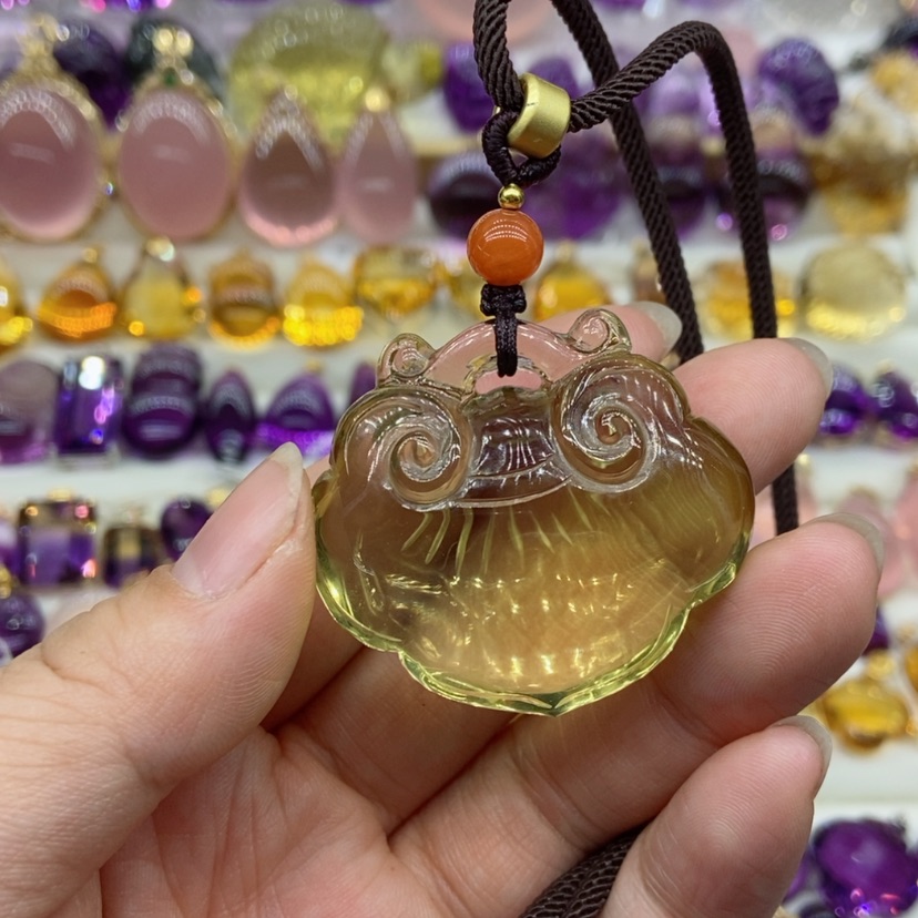 【闪购商品】水晶水晶吊坠未镶嵌