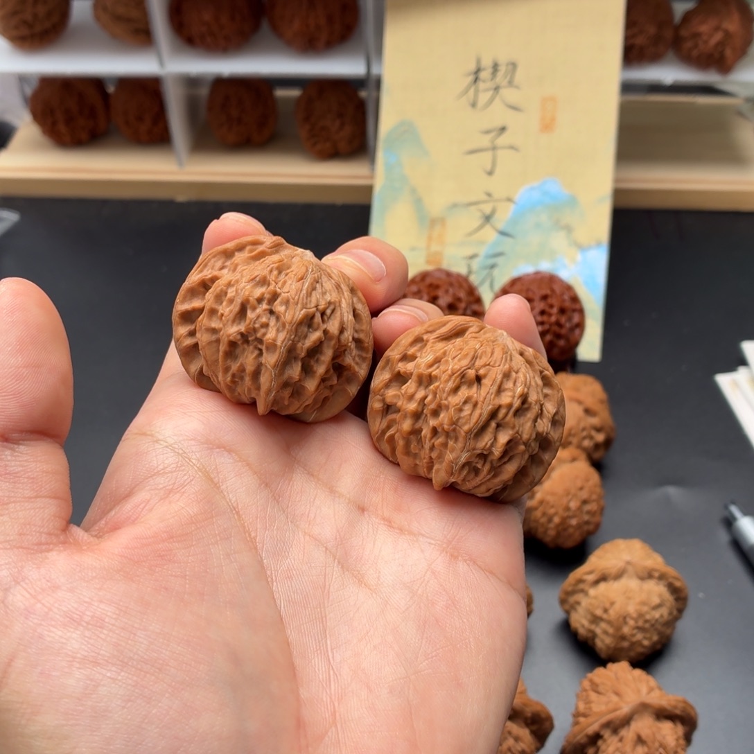 文玩核桃把件山地磨盘全品无修41（对歪