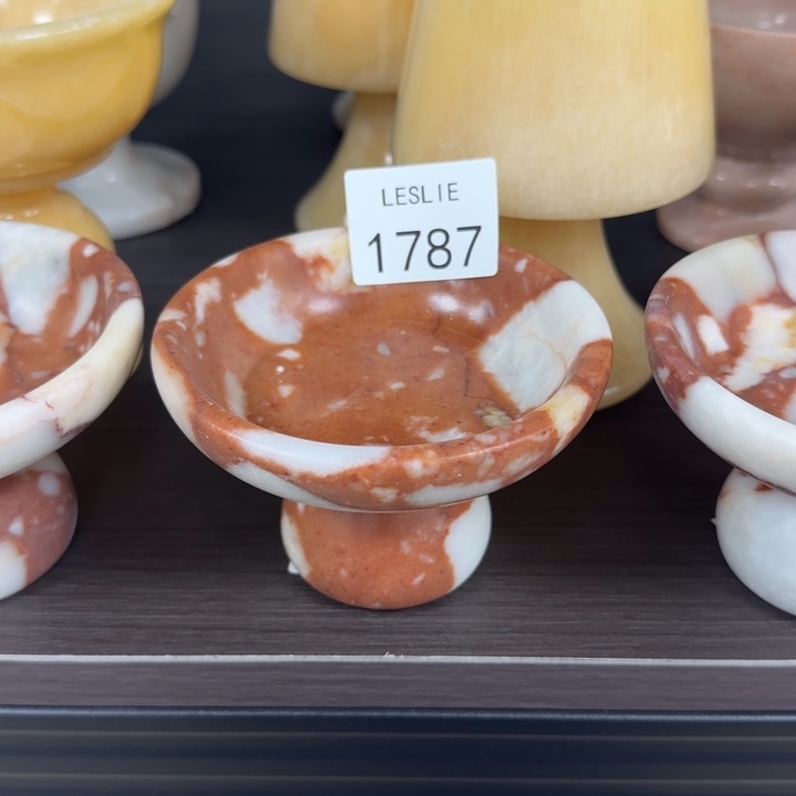 月**前L。1787。   福利。  