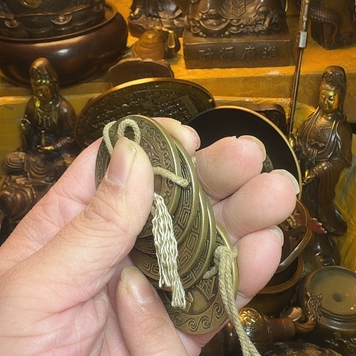 铜器摆件收收藏藏