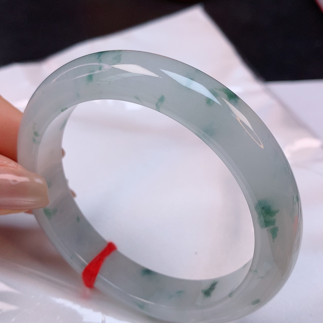 【闪购商品】翡翠手镯未镶嵌57翡翠手镯