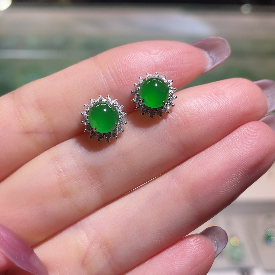 媞姿耳饰 缅甸翡翠A货绿蛋面耳钉