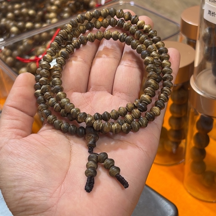沉香手串灯笼珠14克