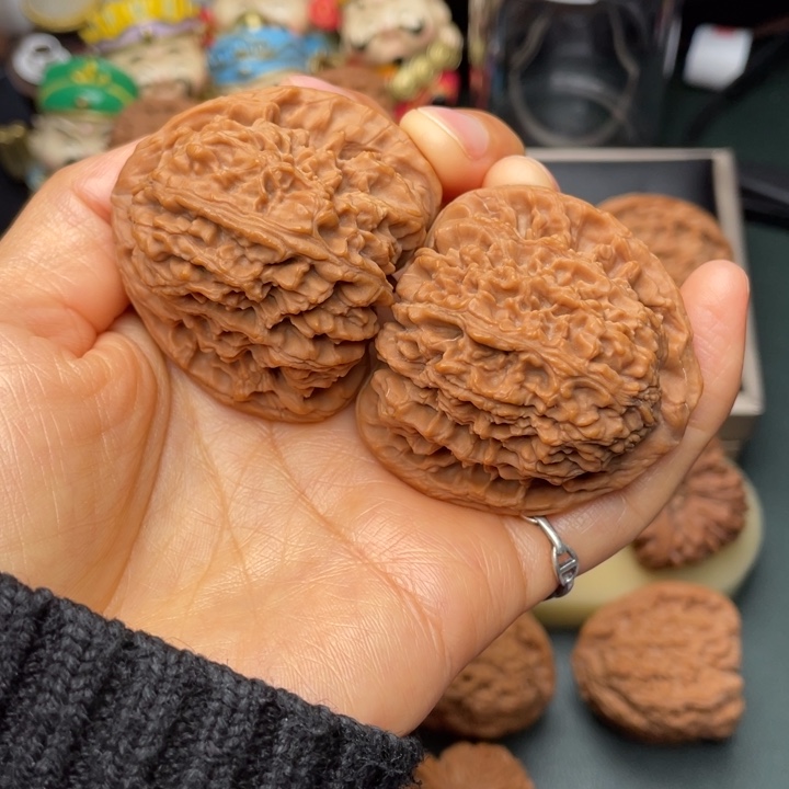 吊坠文玩核桃46尺大三角直接毕业精品