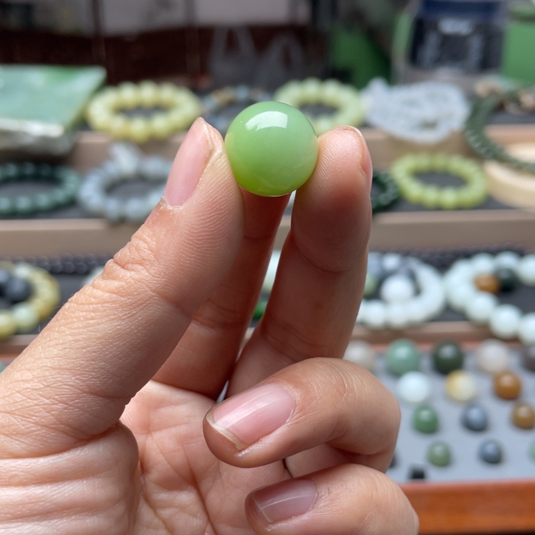 和田玉单珠14未镶嵌俄翠