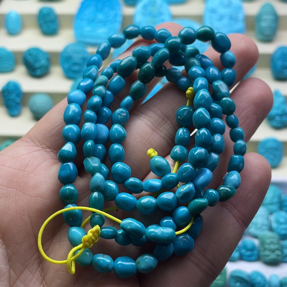 绿松石未镶嵌颈饰