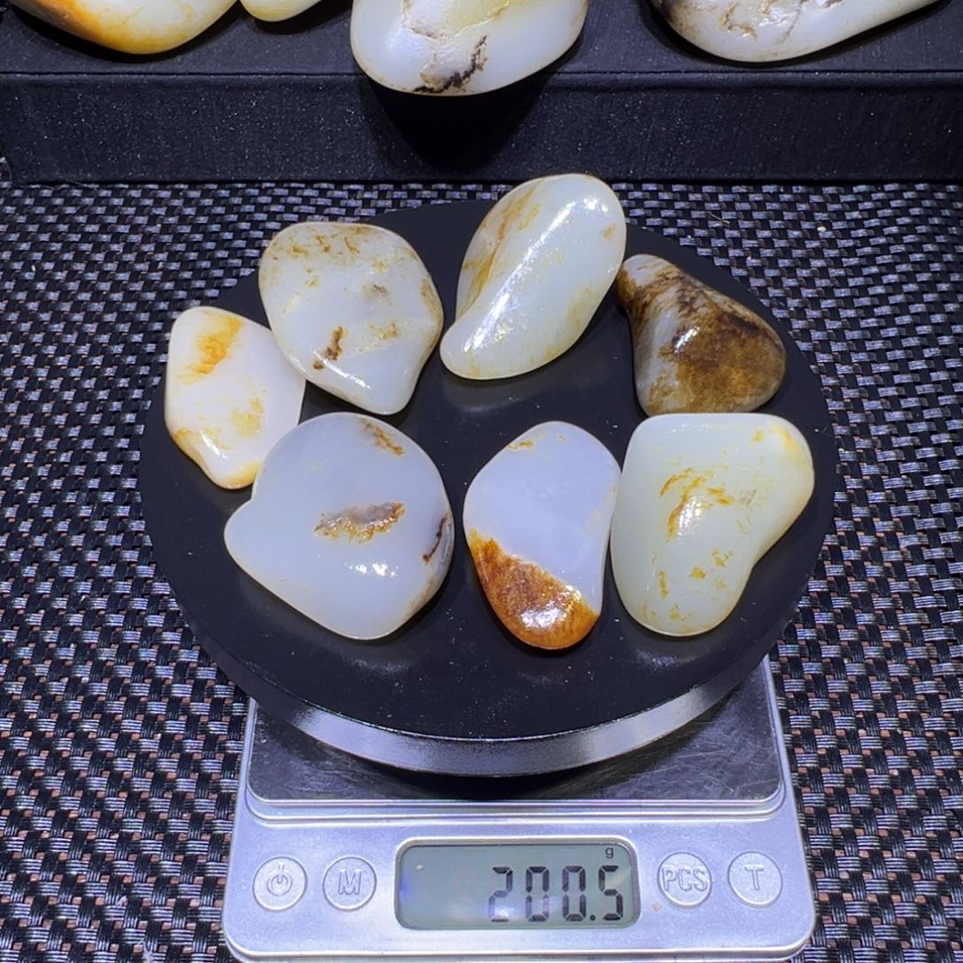 和田玉（子料）未镶嵌吊坠(不含链)200