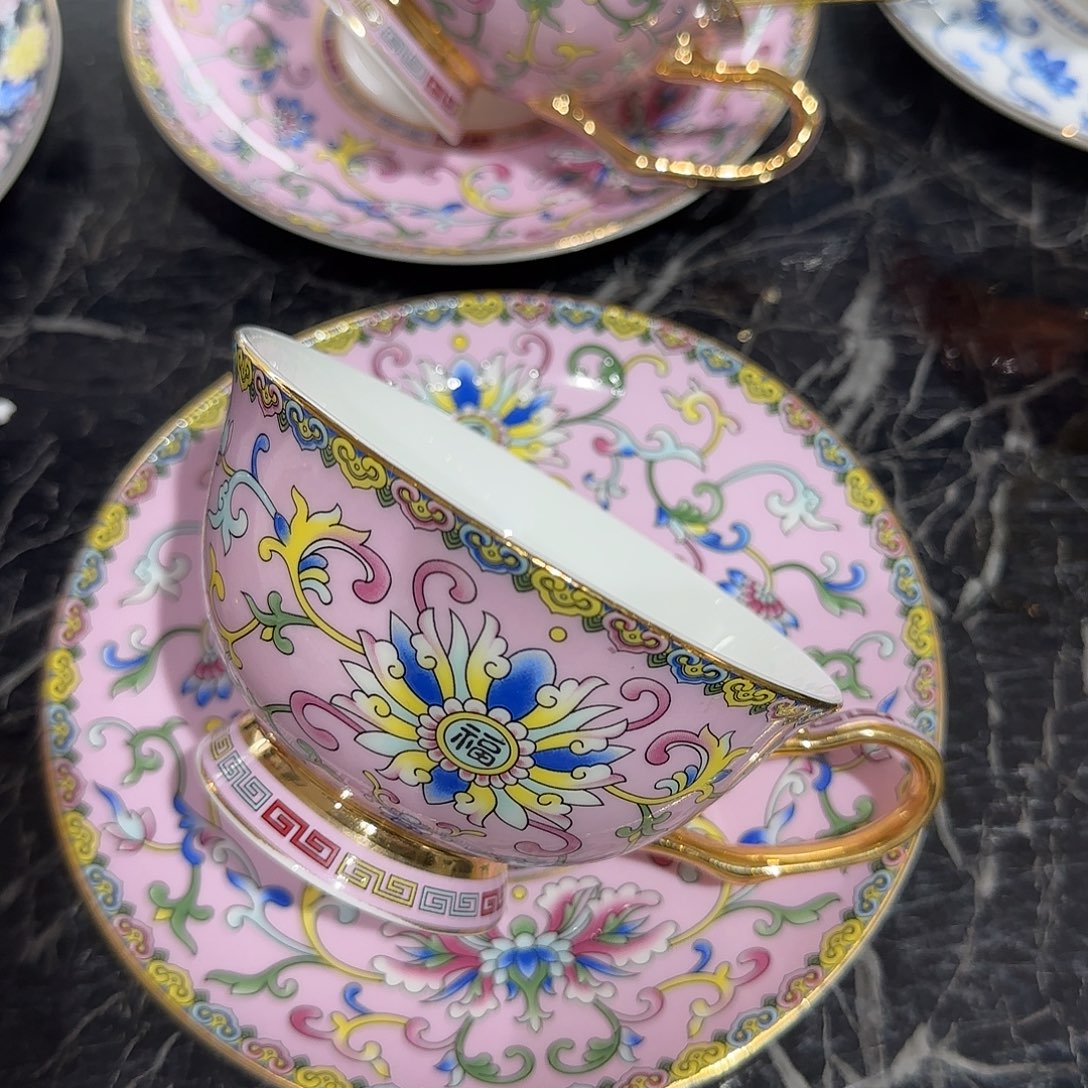 骨瓷珐琅彩工艺制作