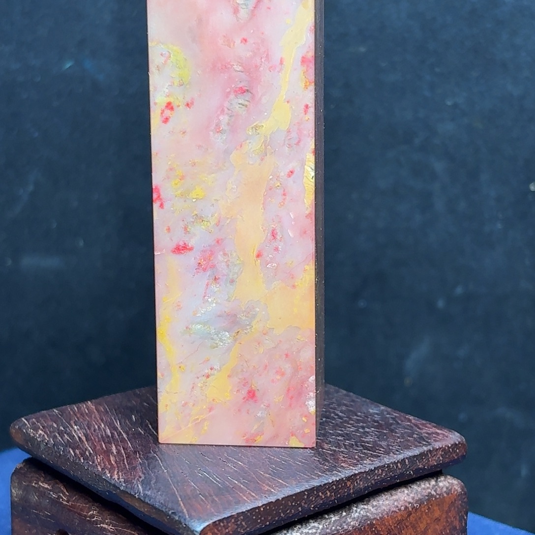 昌化石昌化紫罗兰鸡血