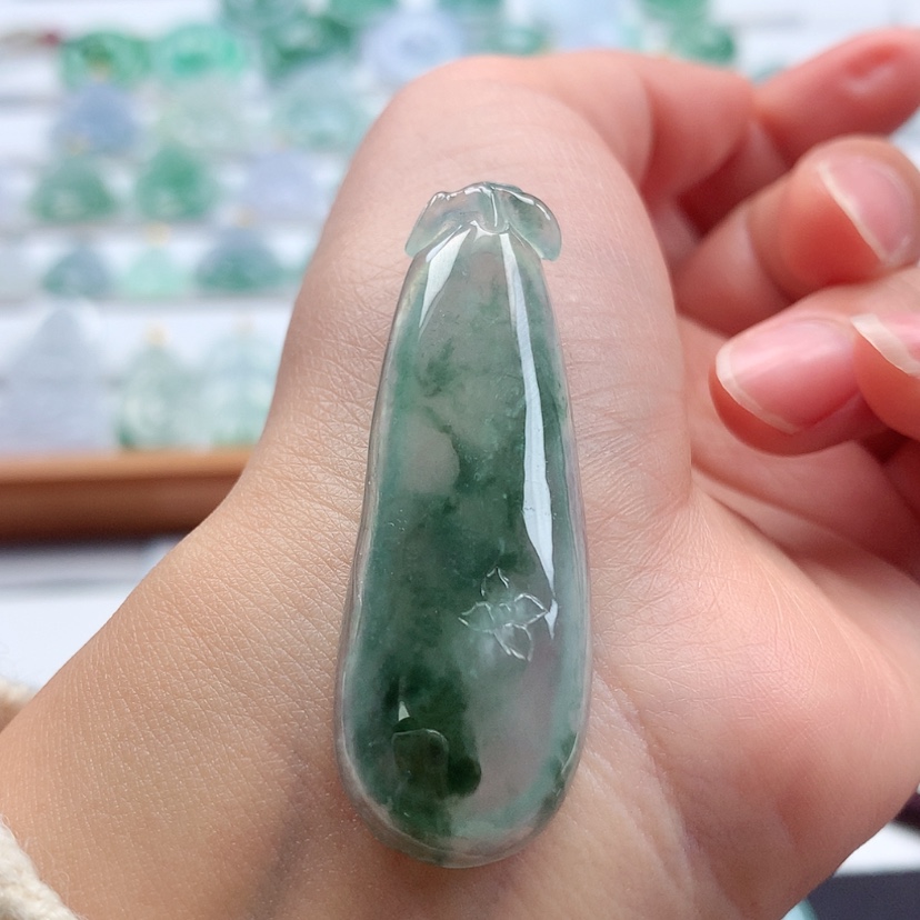 【闪购商品】翡翠吊坠(不含链)未镶嵌