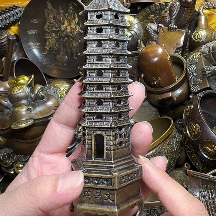 铜器摆件收收藏藏