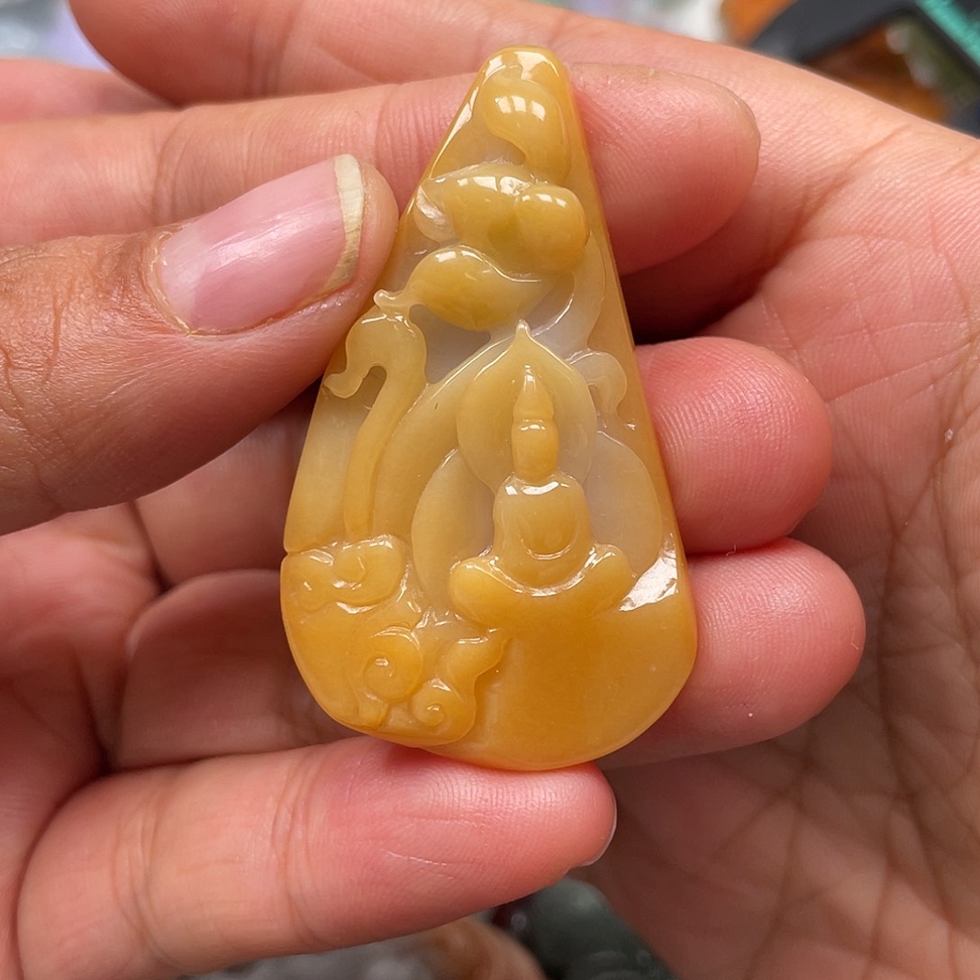 颈饰未镶嵌翡翠小****爱翡玉缘翡翠