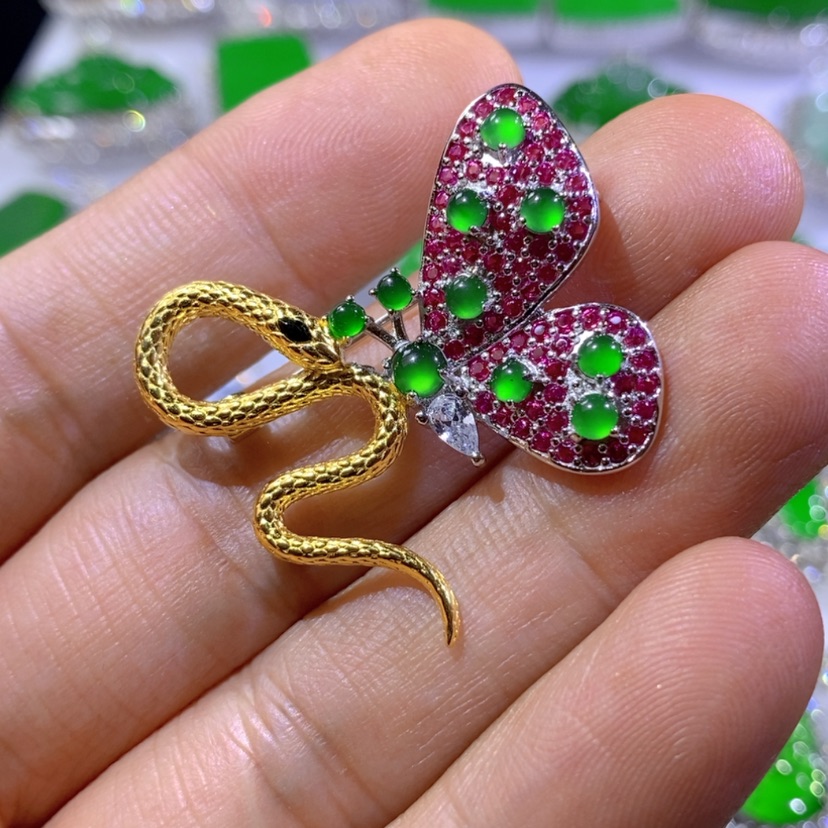 【闪购商品】翡翠挂件银S925镶嵌天然翡翠