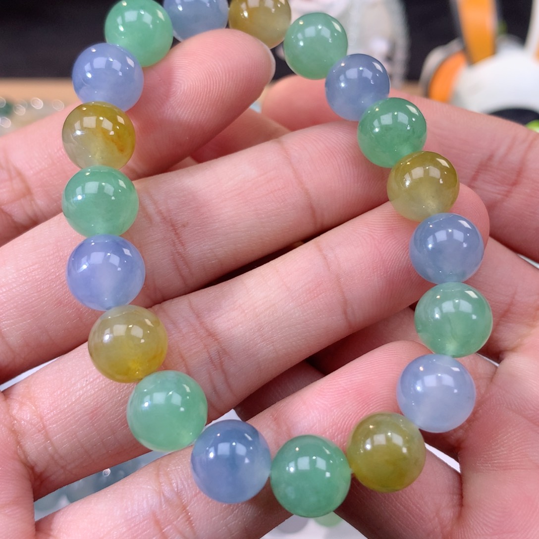 翡翠手链未镶嵌翡翠