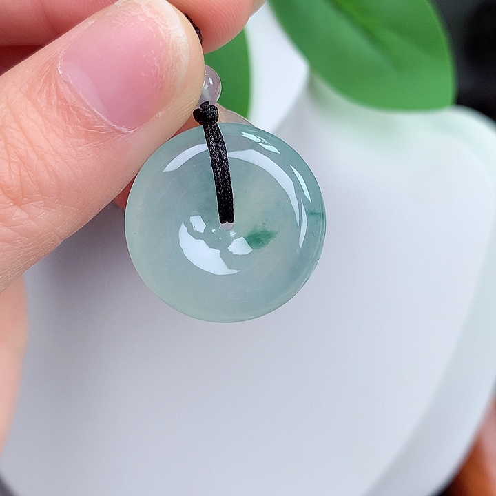 颈饰未镶嵌翡翠23.1-5.7mm