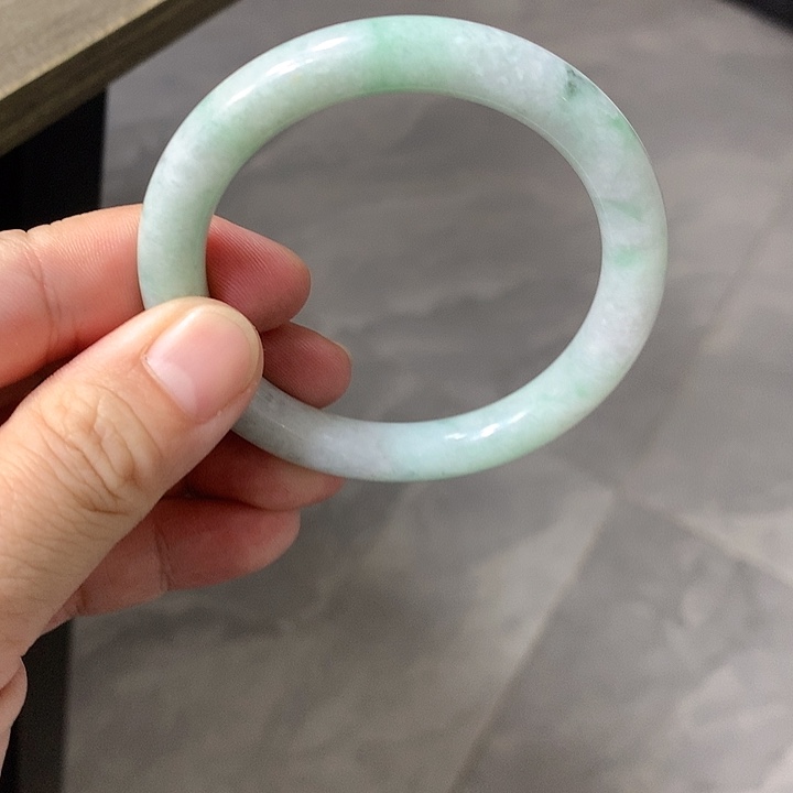 翡翠颈饰未镶嵌54.5圈