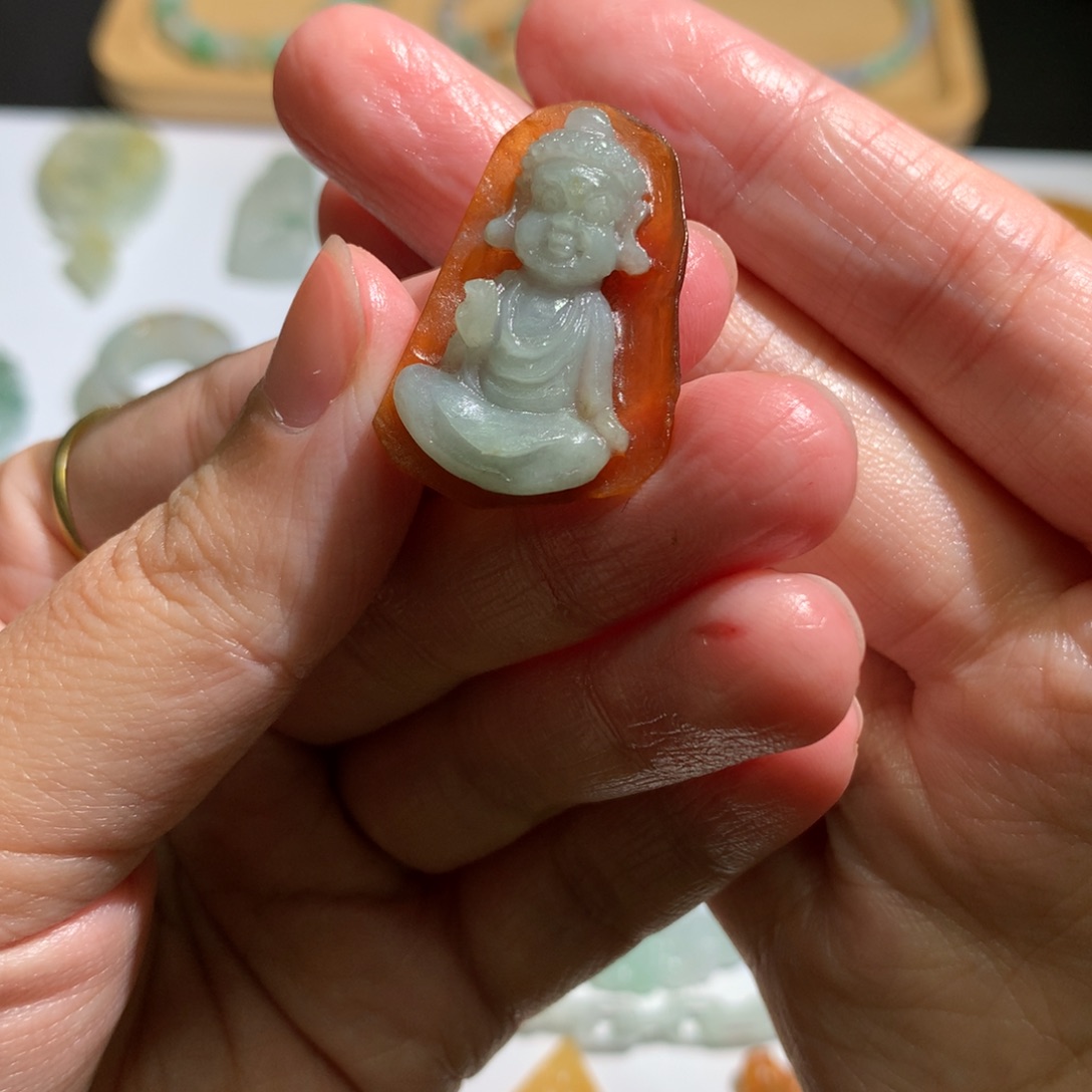 定制翡翠未镶嵌宝宝佛