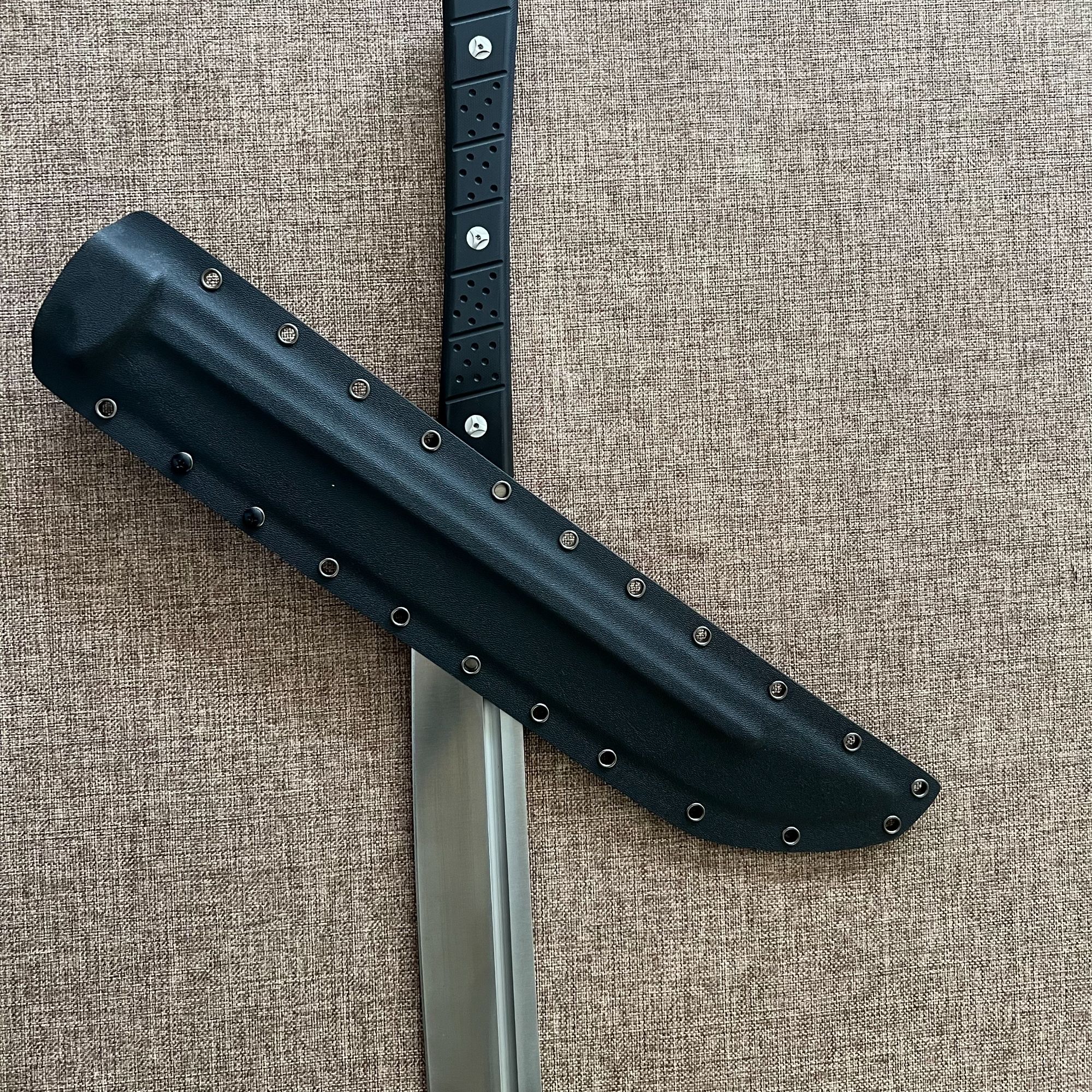 朗吉锋裂地者 龙泉战术清刀一体刀 未开刃