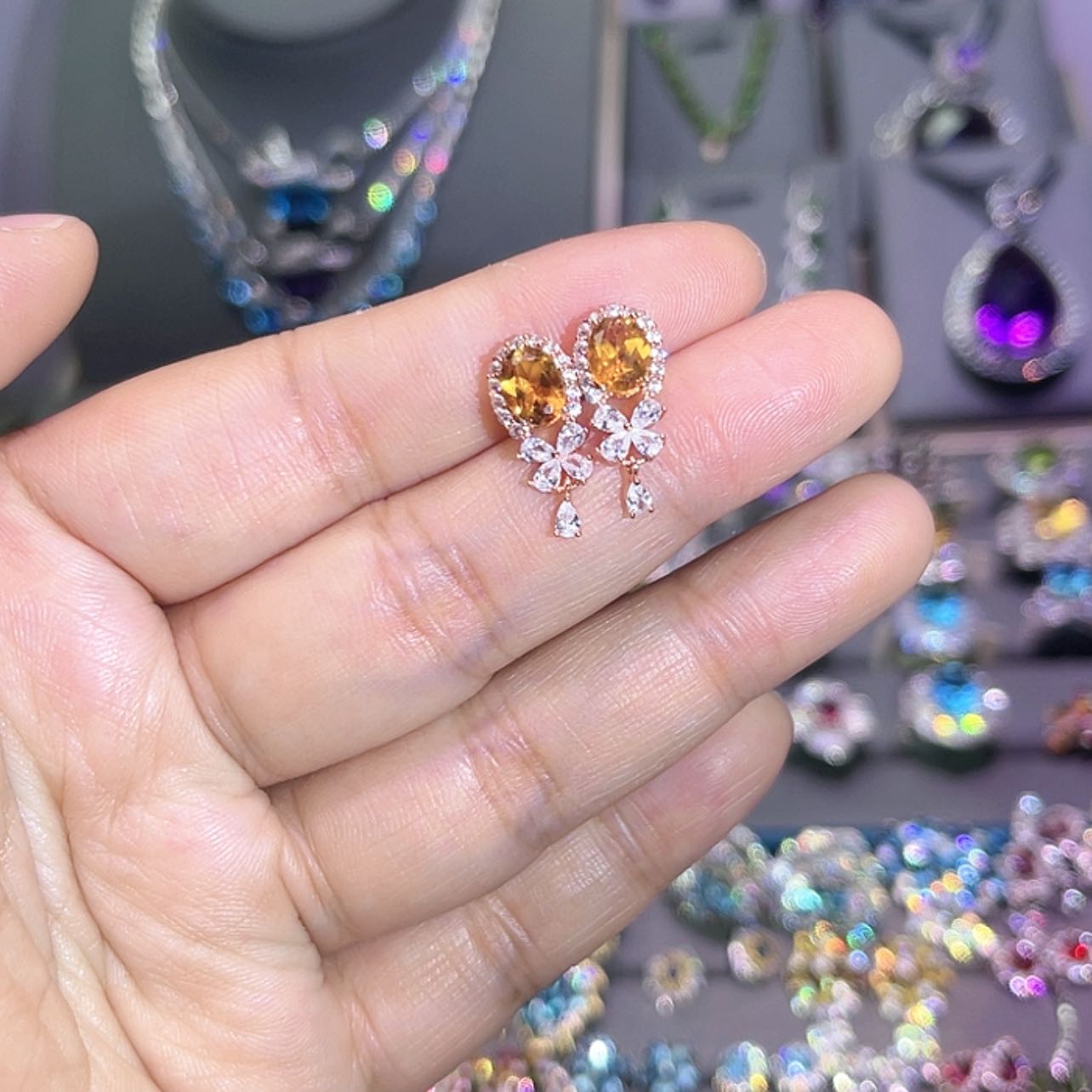 【闪购商品】黄晶耳饰银S925镶嵌耳饰