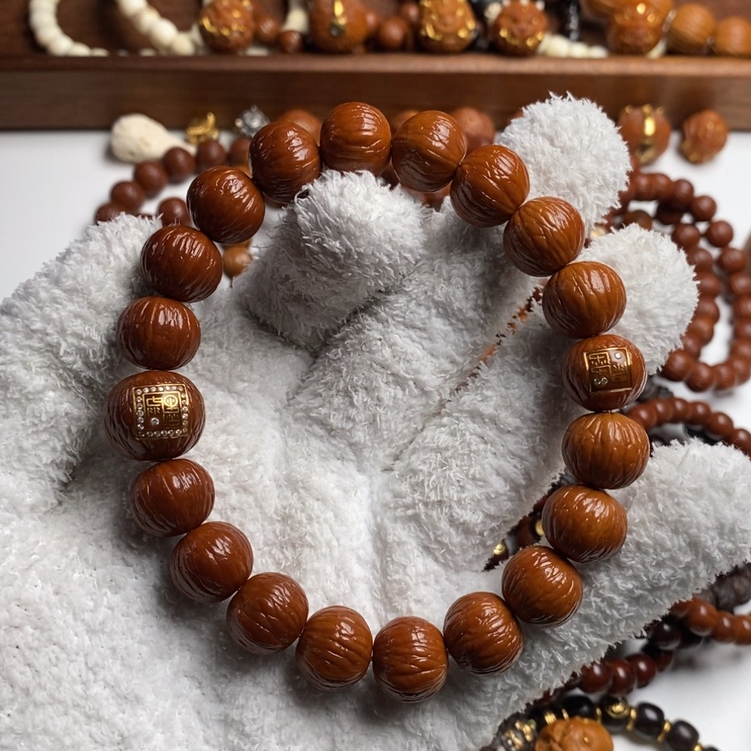 猴头核桃手串聚宝盆