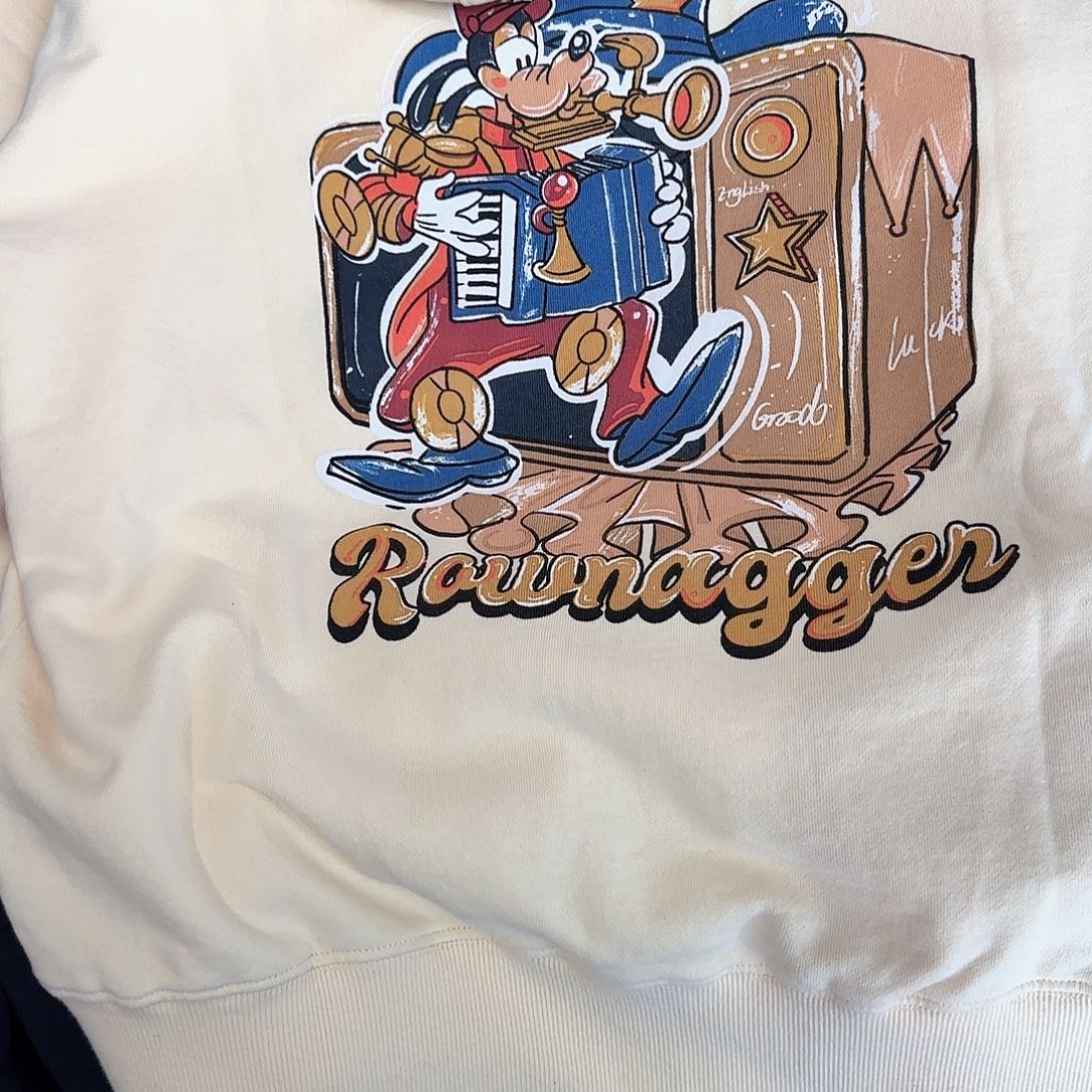 杏色帽衫 特价不退换