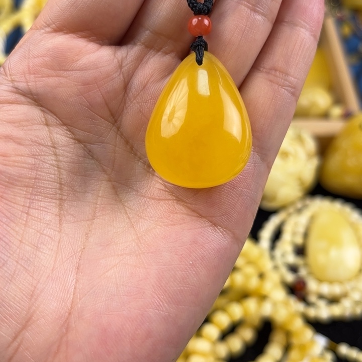 未镶嵌琥珀珠宝奇石琥珀