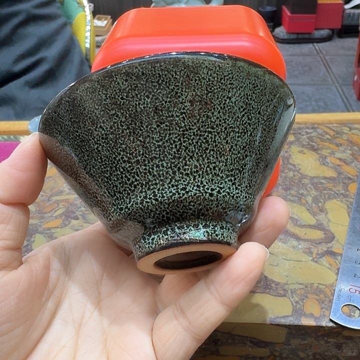 盏杯一个，瓷。。。品茗