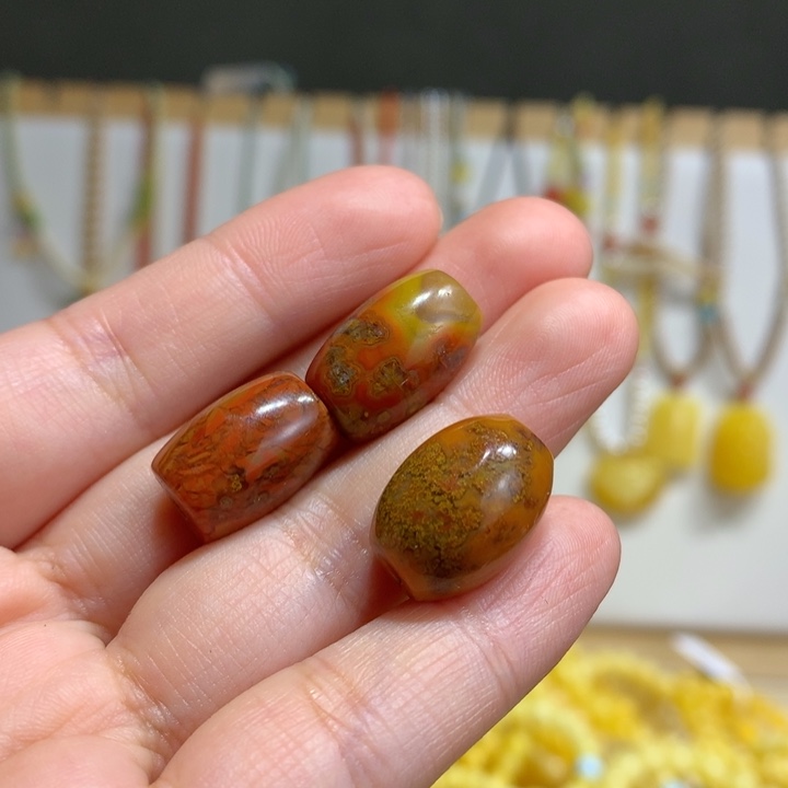 玛瑙/玉髓未镶嵌珠宝半成品特价瑕疵