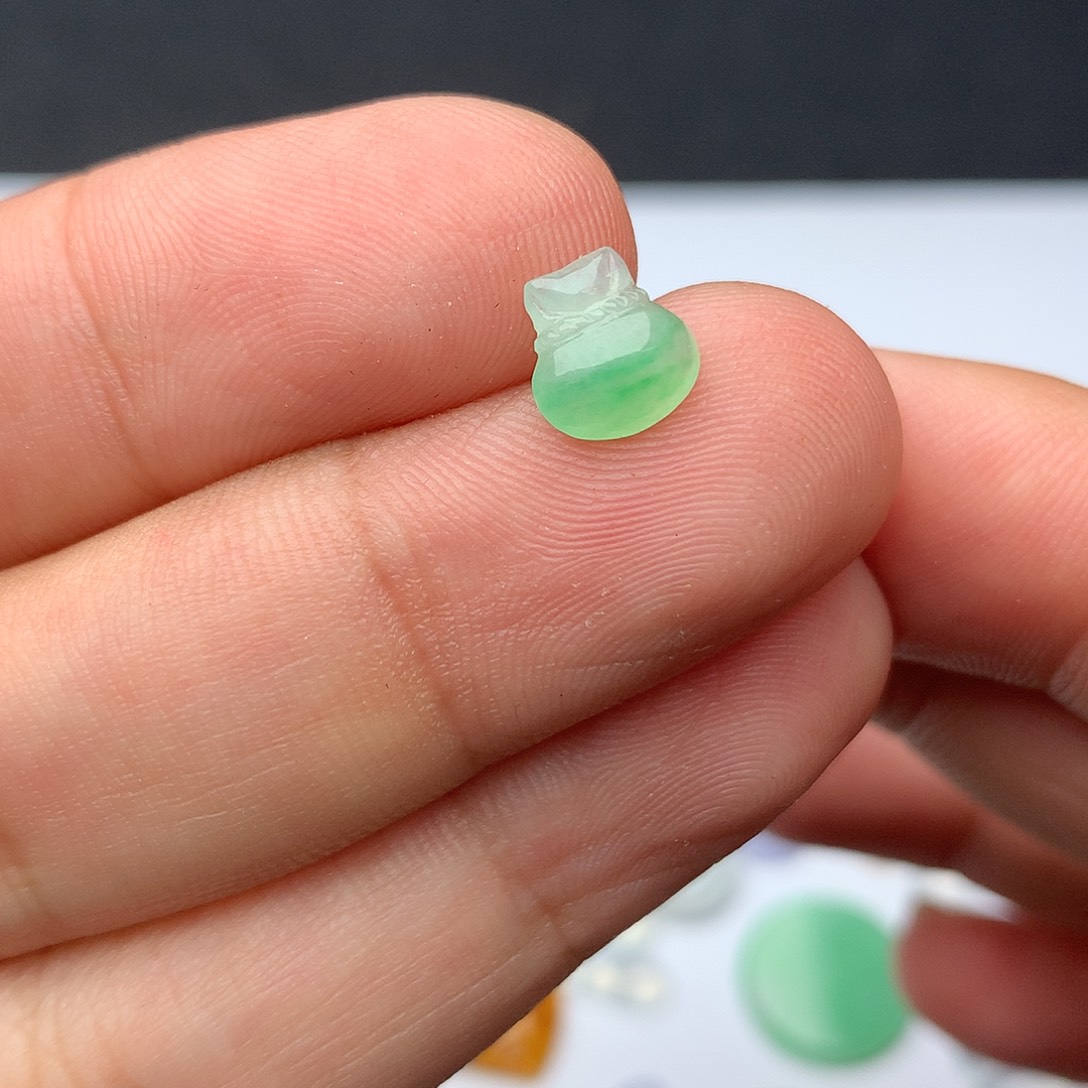 散珠翡翠翡翠翡翠