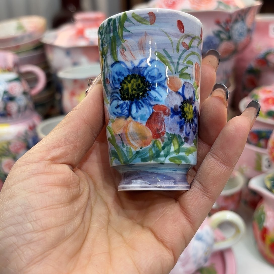 瓷片兔兔你真的好好哦好乖