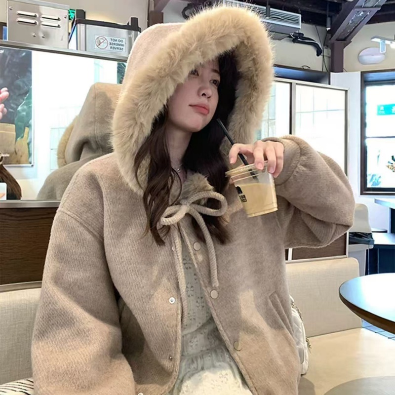 韩系穿搭设计感蝴蝶结绑气质大毛领棉服外套冬慵懒风连帽针织棉服