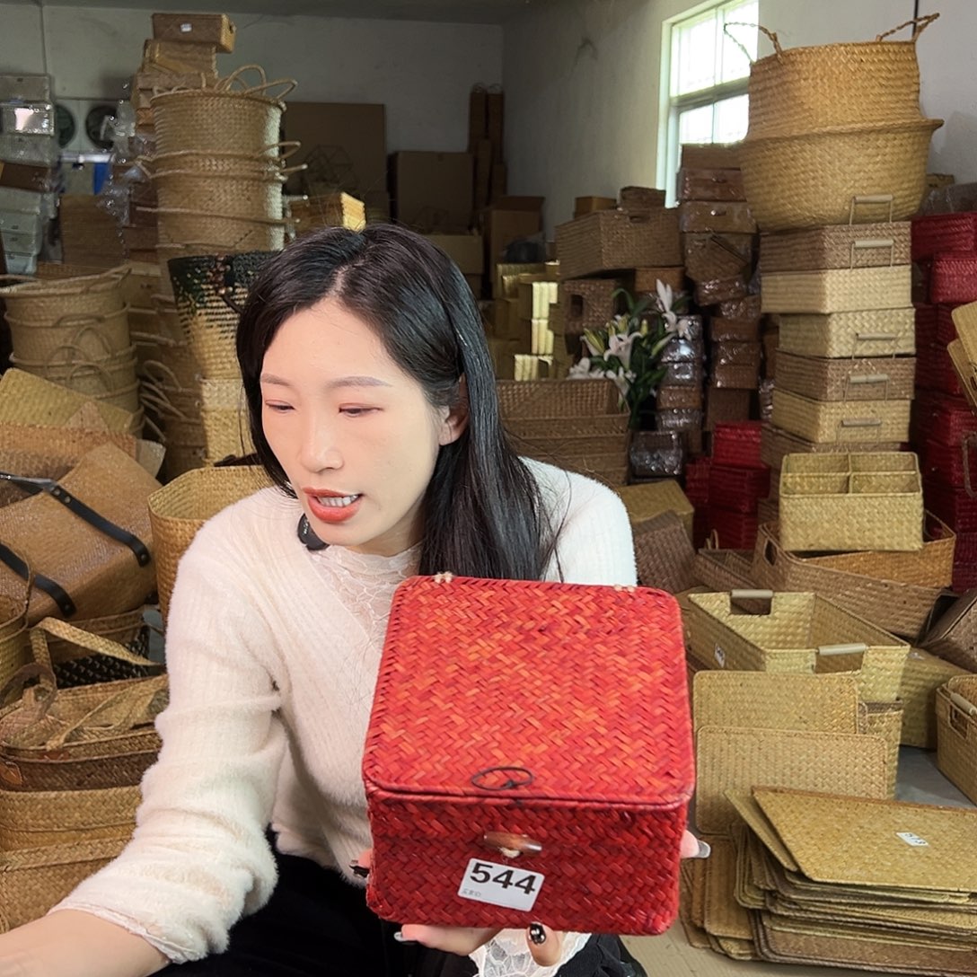 草编草编包/草编收纳盒带瑕疵