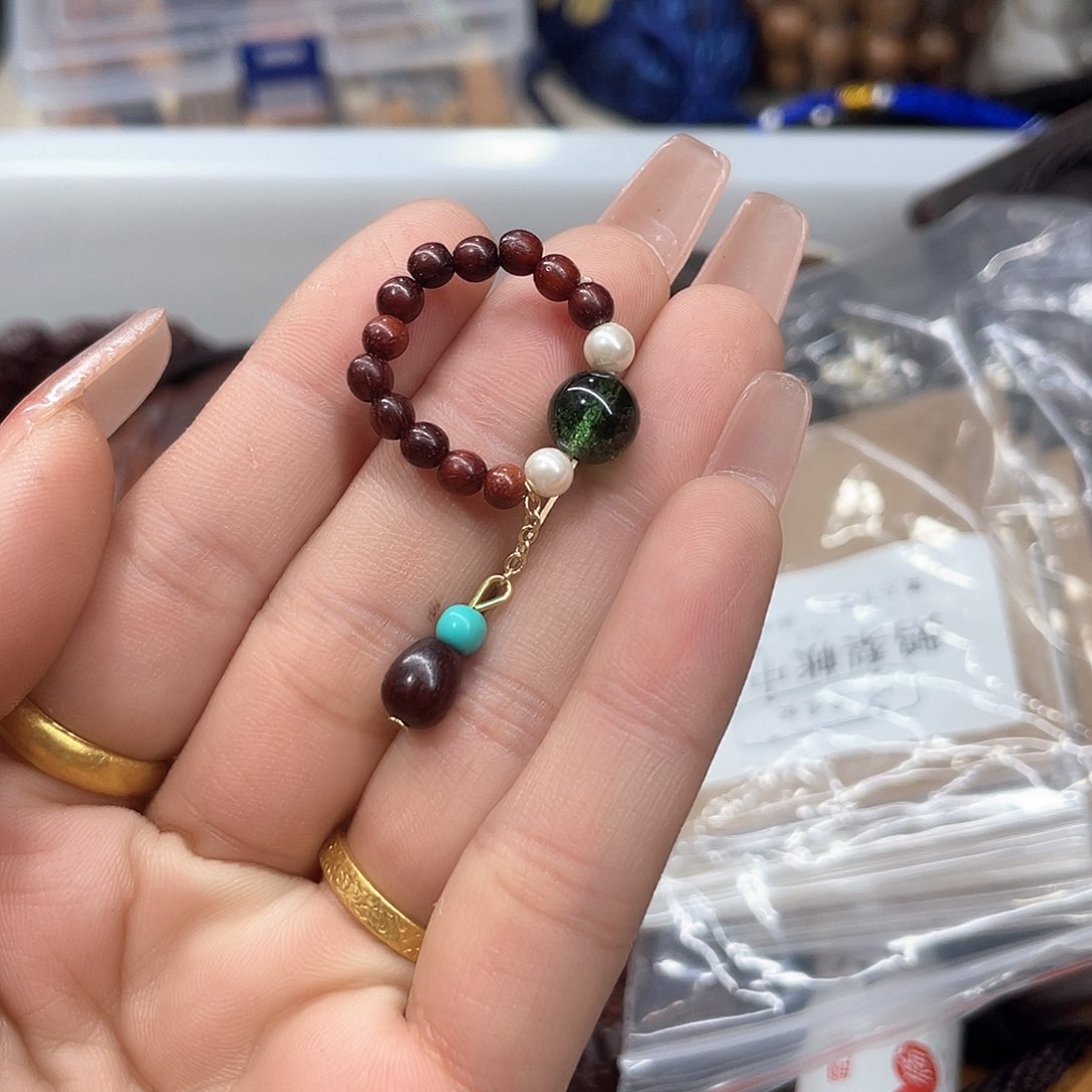 维腊木（绿檀）无事牌