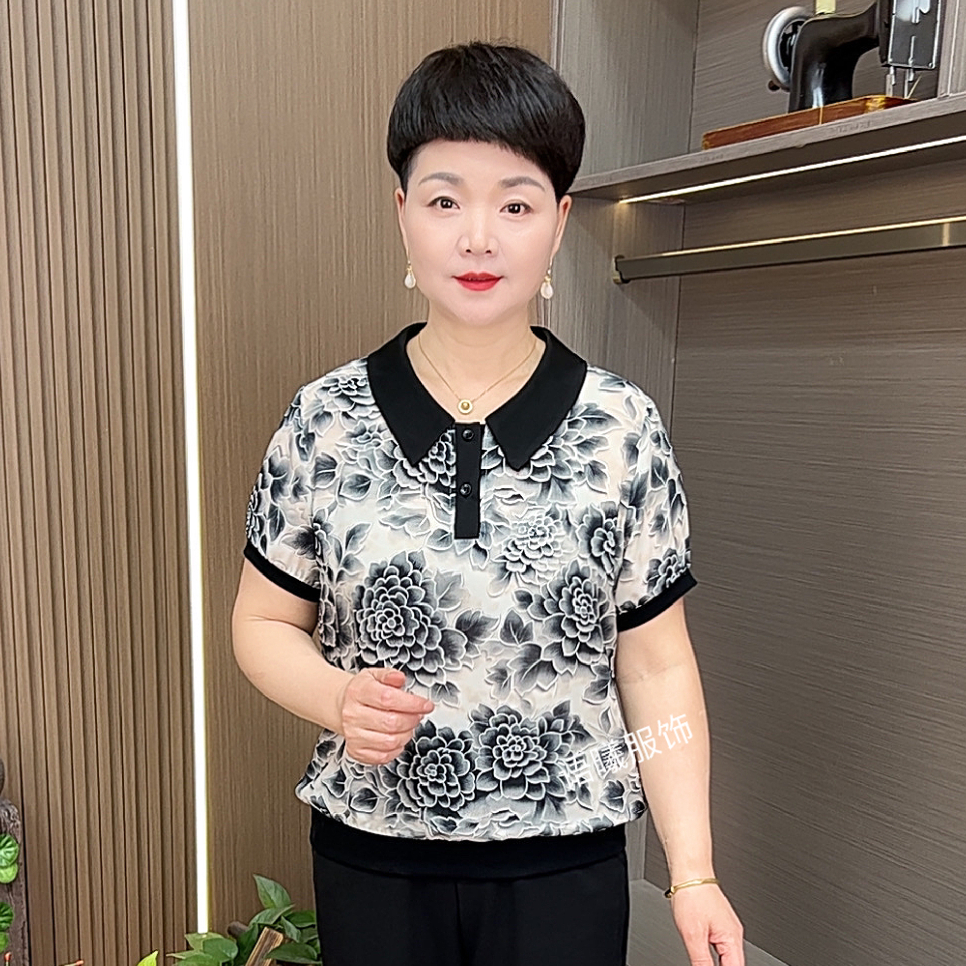 短袖时尚常规款薄款中老年女装百搭印花显瘦宽松洋气T恤F562