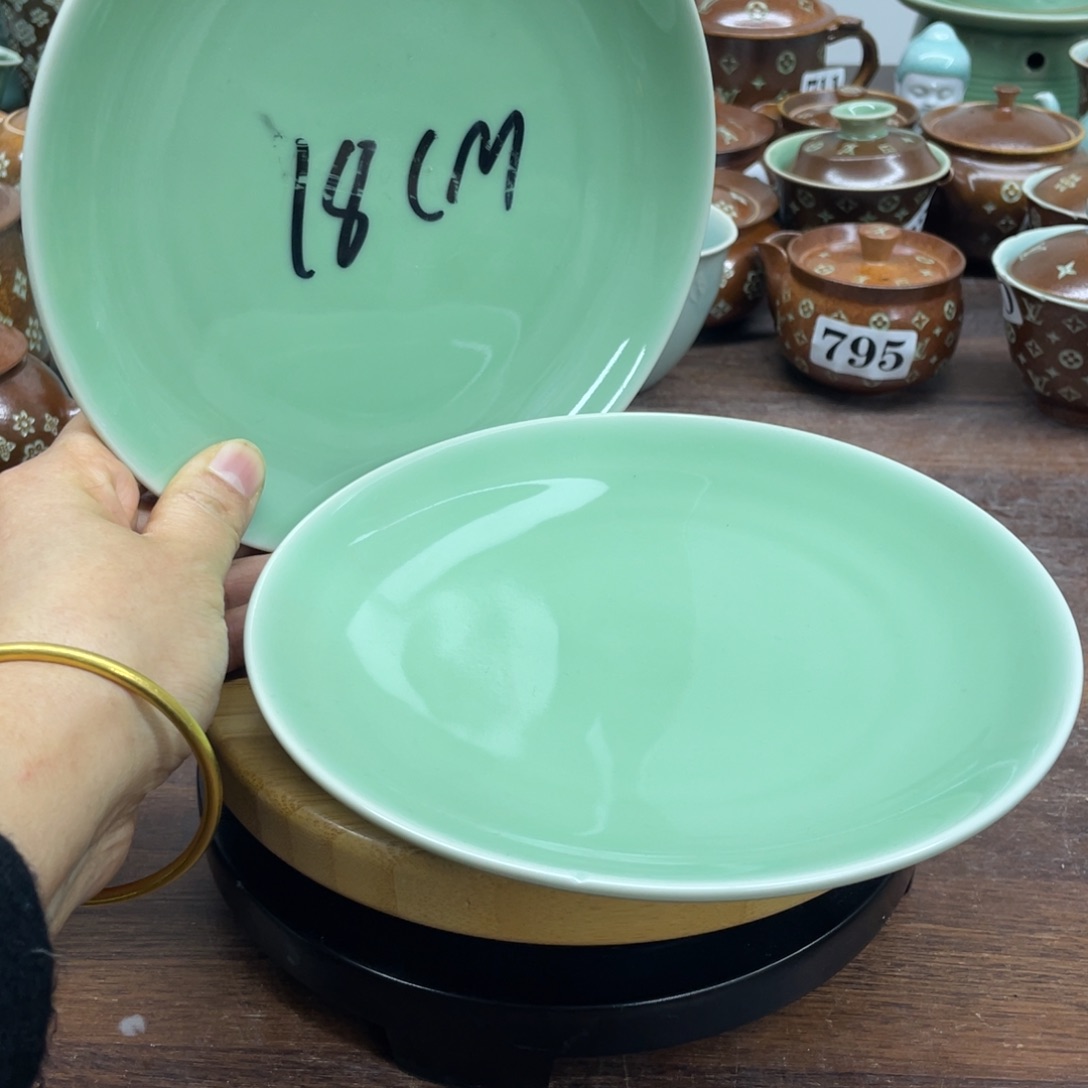 微瑕特价青瓷青瓷