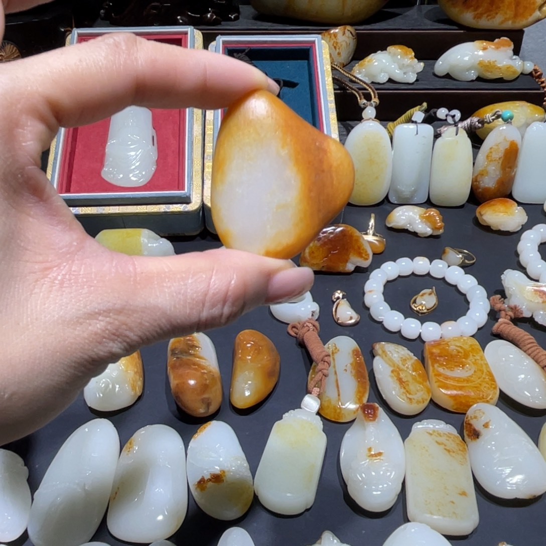 和田玉未镶嵌包链