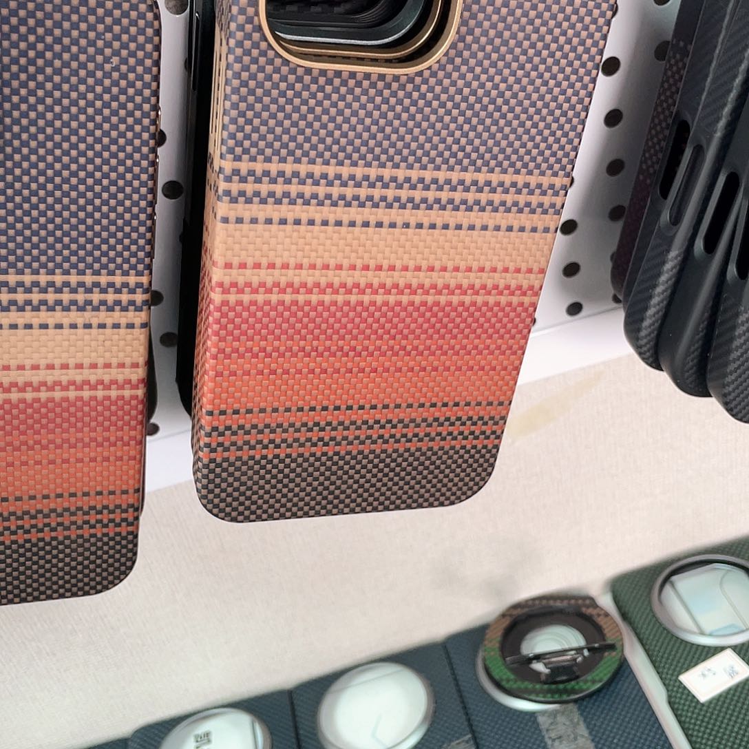 15promax全包日落，正品凯夫拉，磁吸111