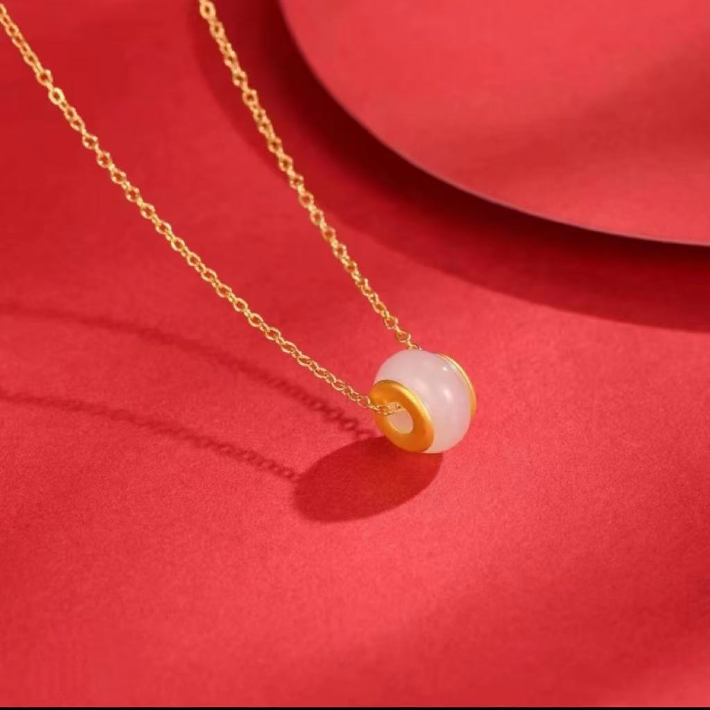 【悦总专属】999黄金 真金路路通和田玉吊坠 带礼盒+赠项链