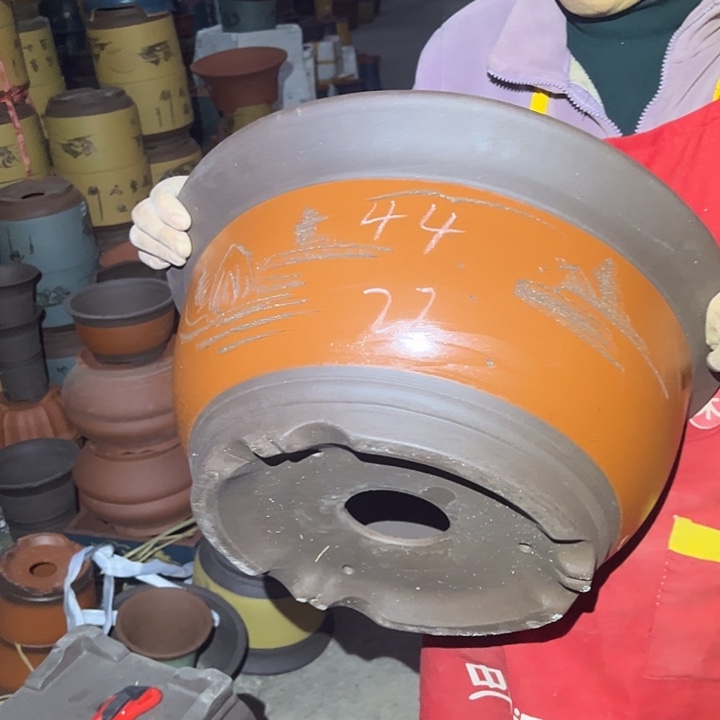 紫砂花盆紫砂花盆和小