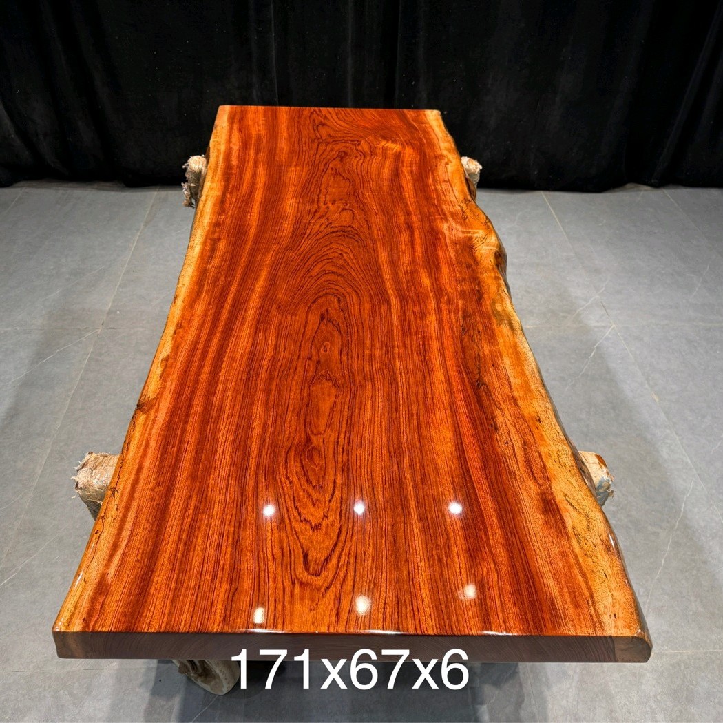 实木巴花大板自然边171*67*6