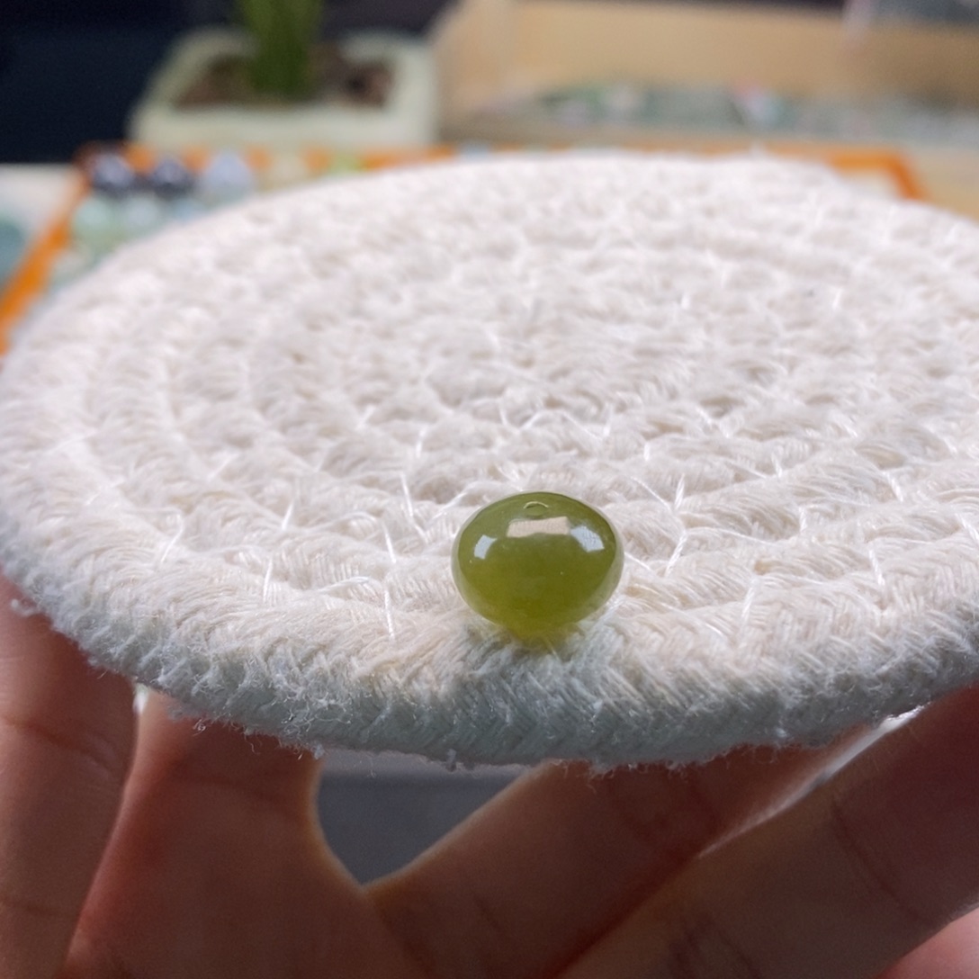 翡翠散珠天然翡翠秋香黄10.9×7