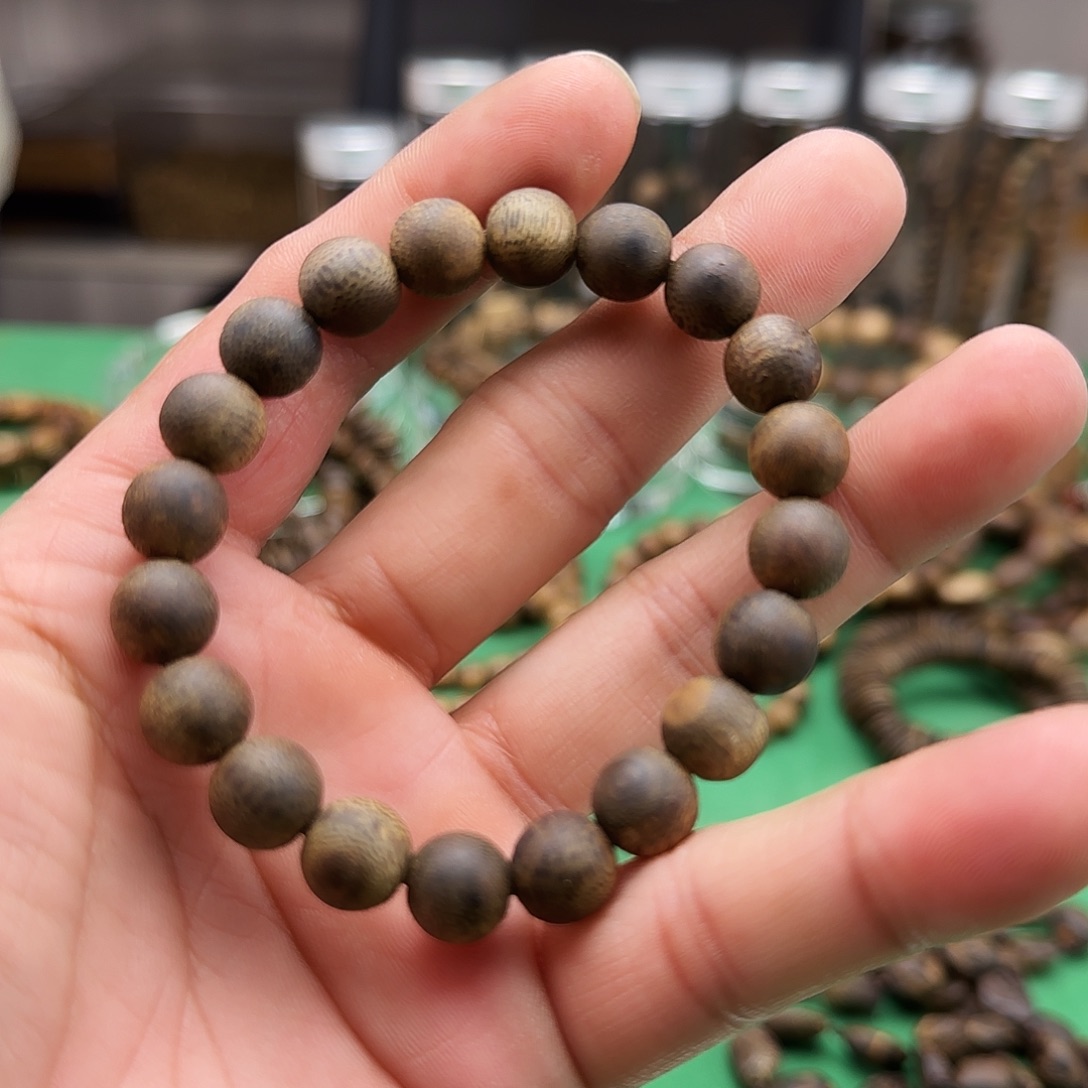 沉香手串海南白棋沉水