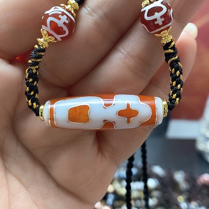 玛瑙/玉髓颈饰合金