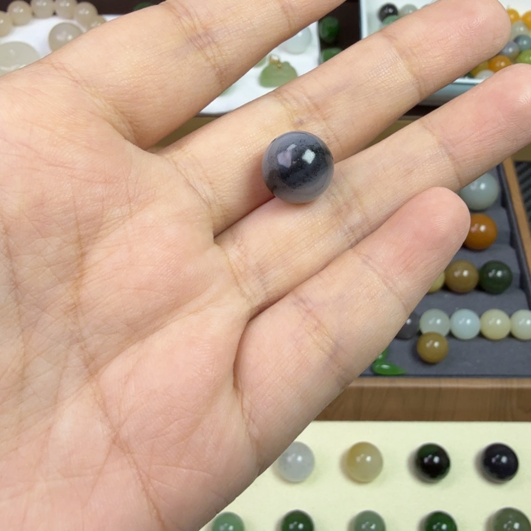 d***v和田玉未镶嵌珠宝半成品青花卡12