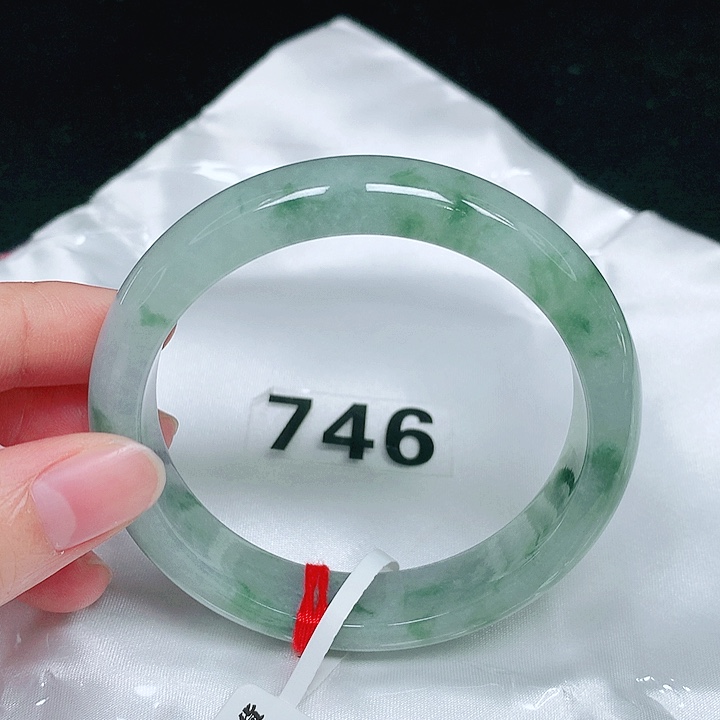 翡翠未镶嵌手镯翡翠手镯未镶嵌