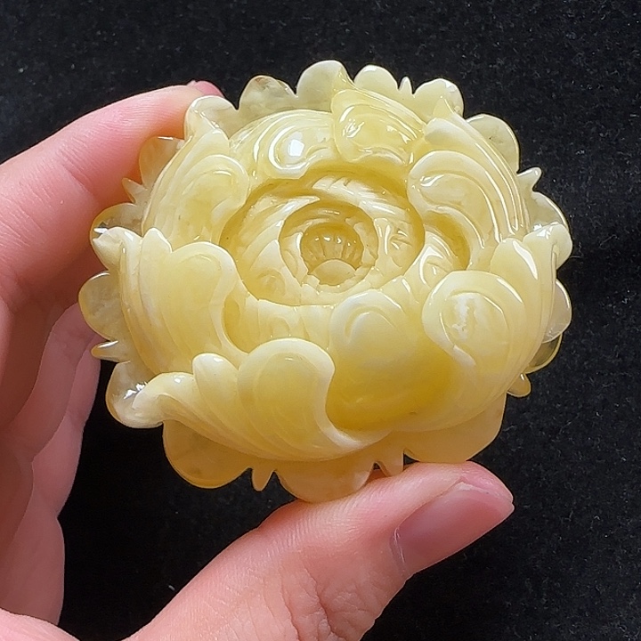 未镶嵌蜜蜡珠宝奇石