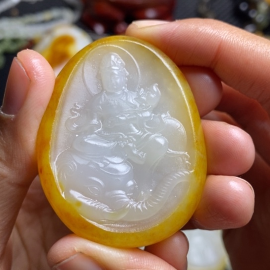 和田玉颈饰未镶嵌体**生