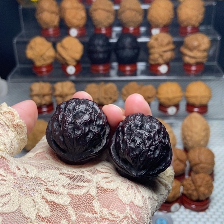 文玩核桃把件粗筋地闷32